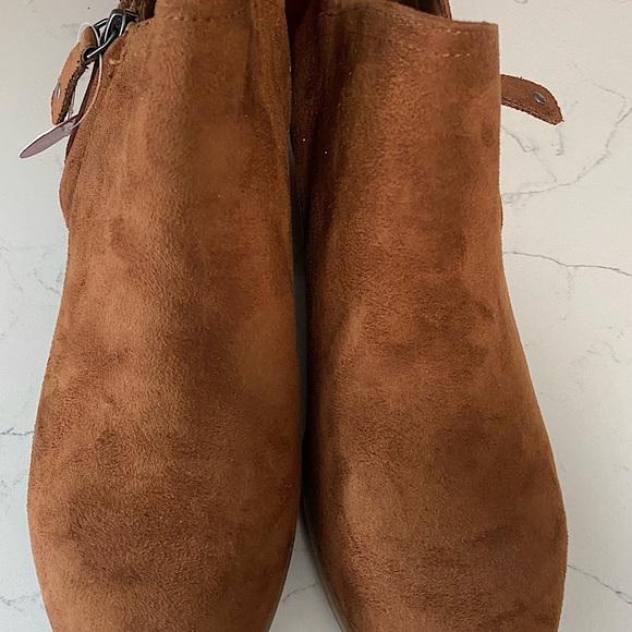 Sonoma cognac colored booties - Picture 3 of 6